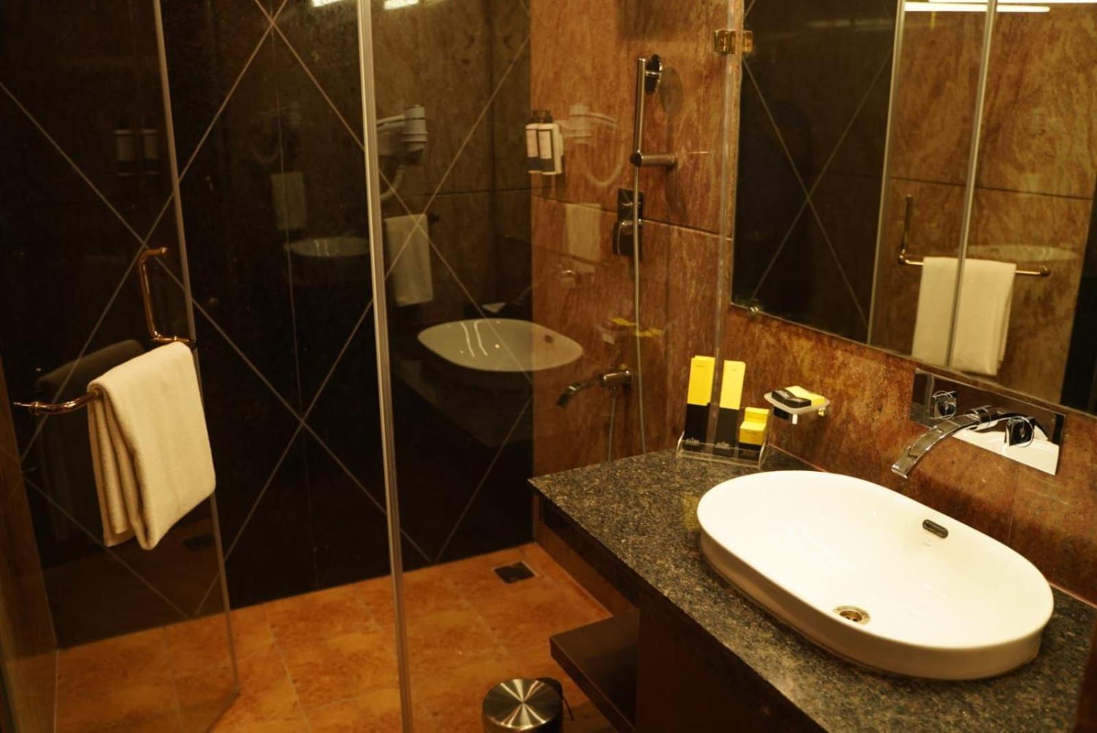 Hollywood Twin Room